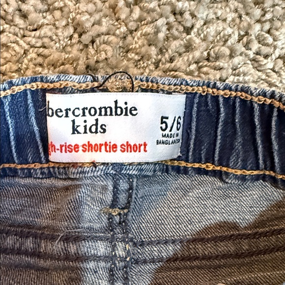 Abercrombie Kids High Rise Shortie Shorts (5/6) - Picture 7 of 8